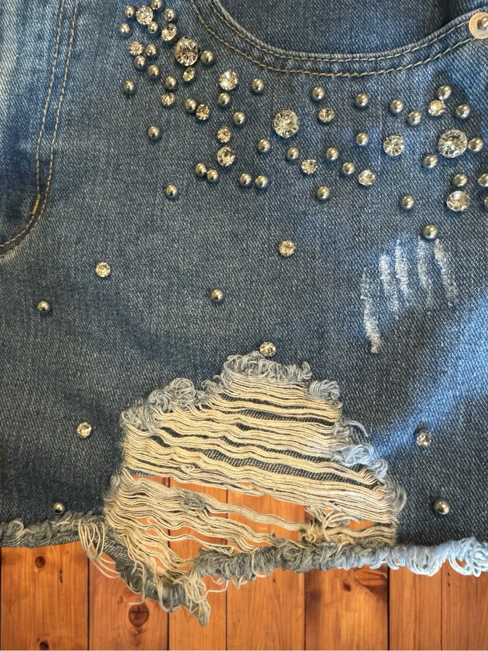 Denim Blvd Rhinestone Studded Embellished Distressed Festival Jean Shorts Medium - Picture 10 of 16